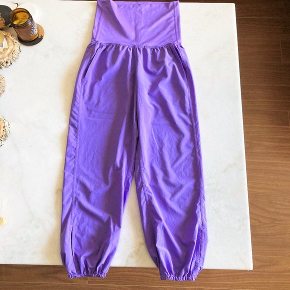 Lululemon Om pant (Power Purple) high rise, 25" luxtreme swift super lightweight - Picture 2 of 8